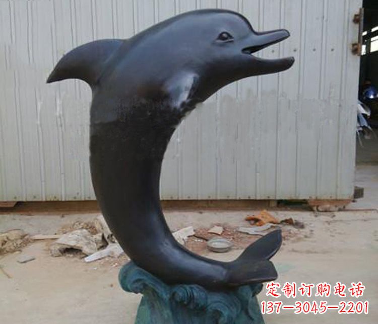 宜宾一群海豚成就美丽的海洋动物喷泉铜雕塑