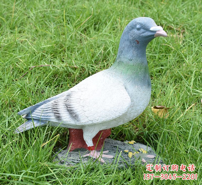 宜宾抒写世界和平的和平鸽雕塑