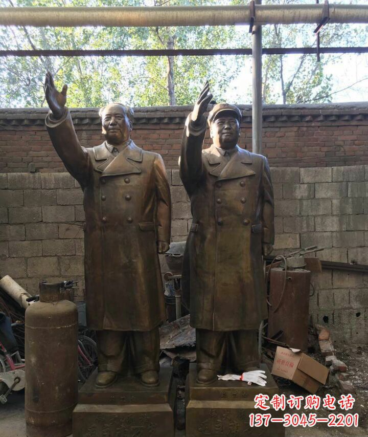 宜宾毛主席伟人铜雕——永恒的领袖形象