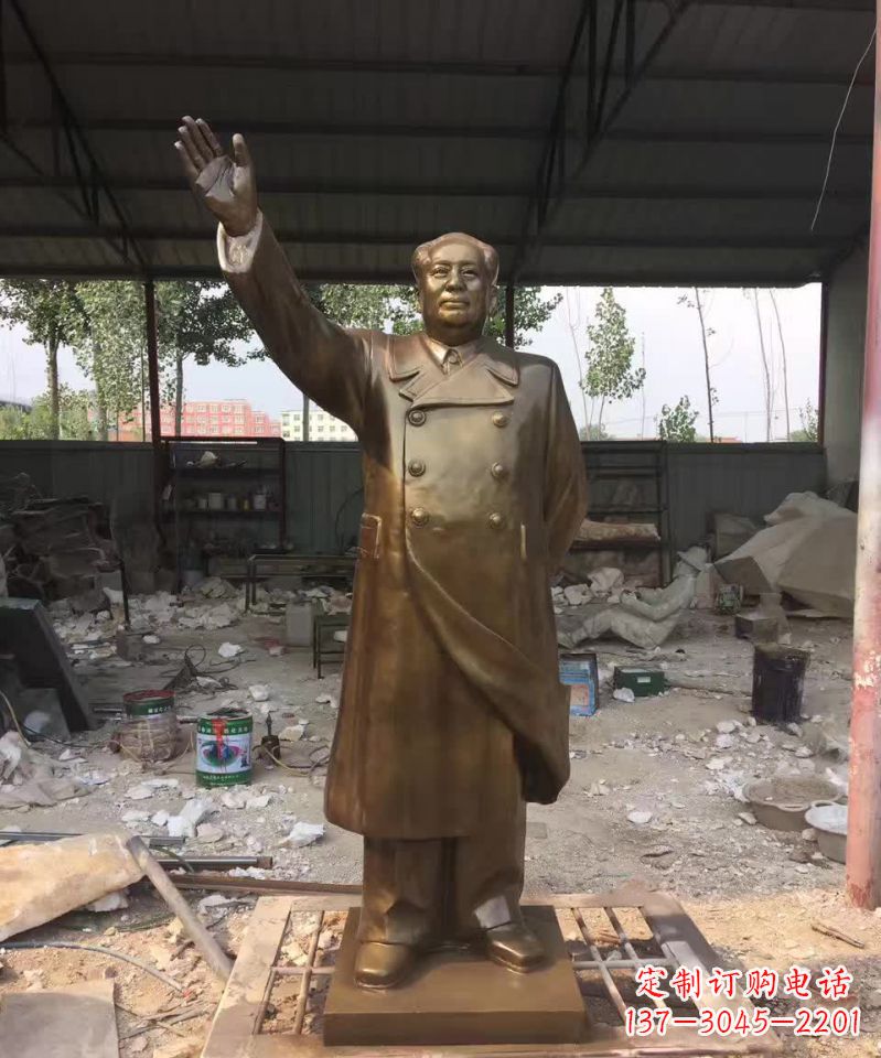 宜宾挥手毛主席人物雕塑