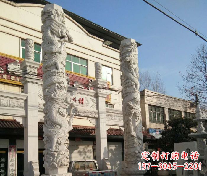 宜宾汇聚古灵神韵的大理石龙柱雕塑