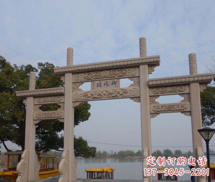 宜宾景区三门古典牌坊石雕
