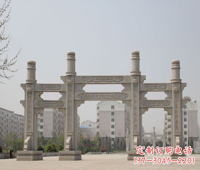 宜宾上中领雕塑：牌坊石雕定制