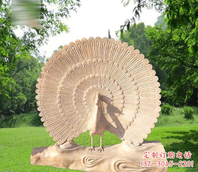 宜宾欣赏孔雀美感的石雕公园雕塑