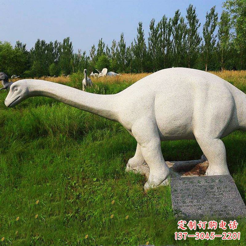 宜宾雕塑精美,细节精准,呈现出自然风情,瑞士红宝石动物雕塑