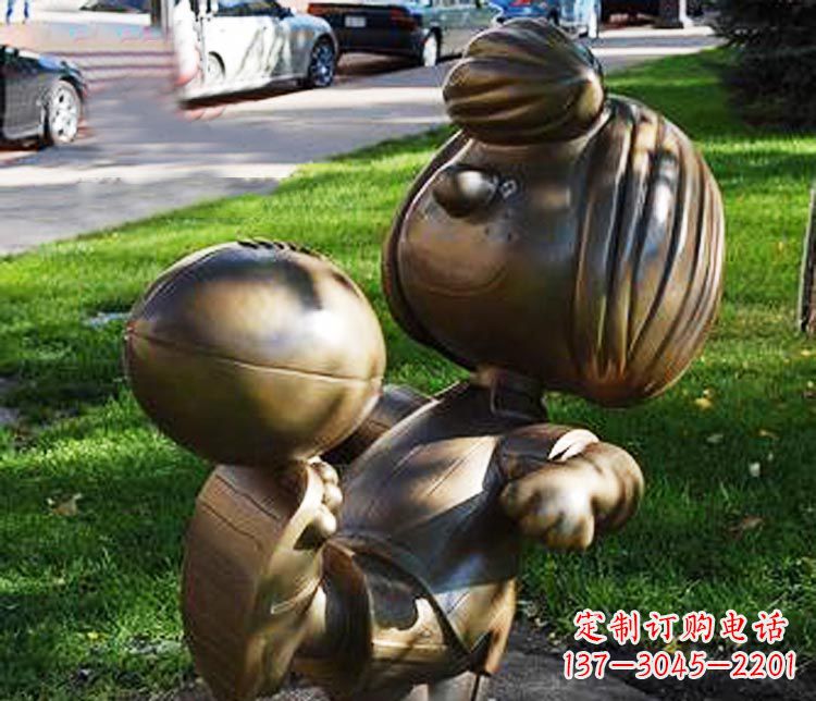 宜宾踢球的小女孩铜雕