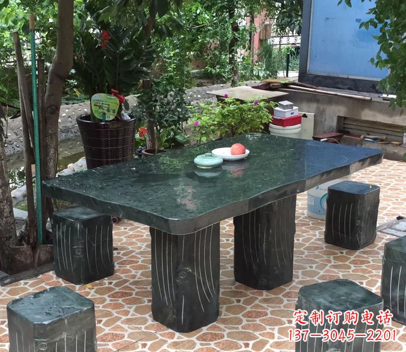 宜宾庭院长方形石桌凳雕塑