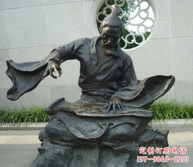 宜宾铜雕弹钢琴