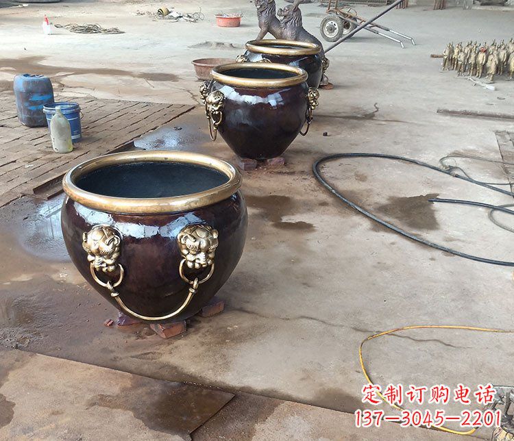 宜宾铜雕故宫狮子头水缸雕塑