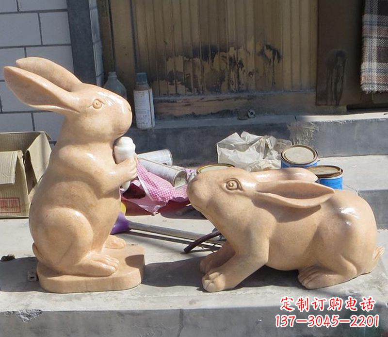 宜宾兔子石雕公园动物摆件