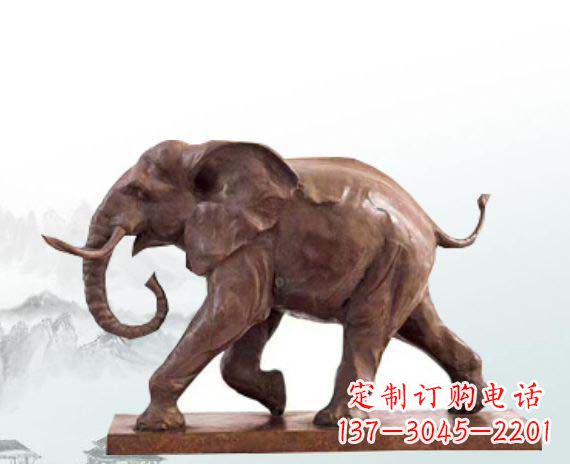 宜宾晚霞红大象公园动物石雕