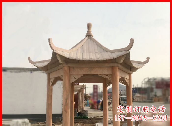 宜宾晚霞红公园六角石雕凉亭