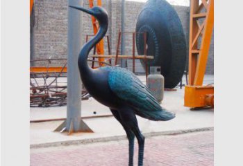 宜宾青铜仙鹤雕塑：展现古典和谐之美