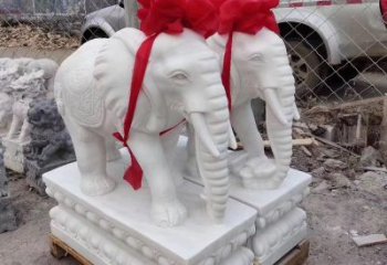 宜宾元宝驾驭的大象雕塑艺术