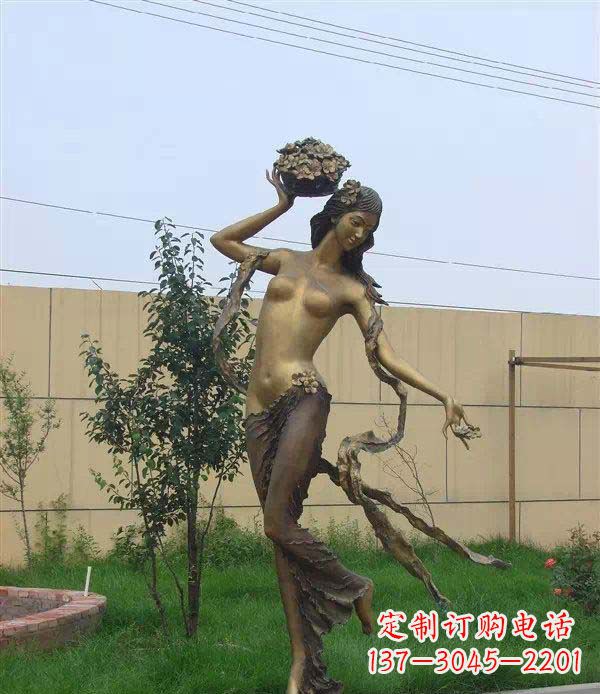 宜宾西方美女公园人物铜雕