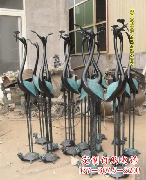 宜宾仙鹤动物铜雕
