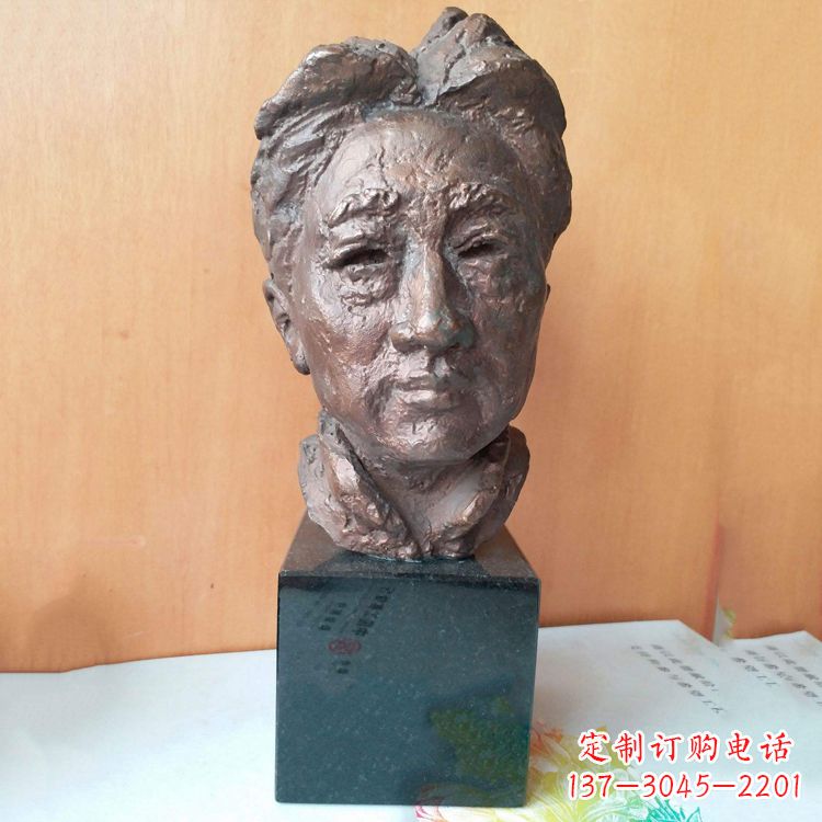 宜宾现代画家徐悲鸿先生头像雕塑