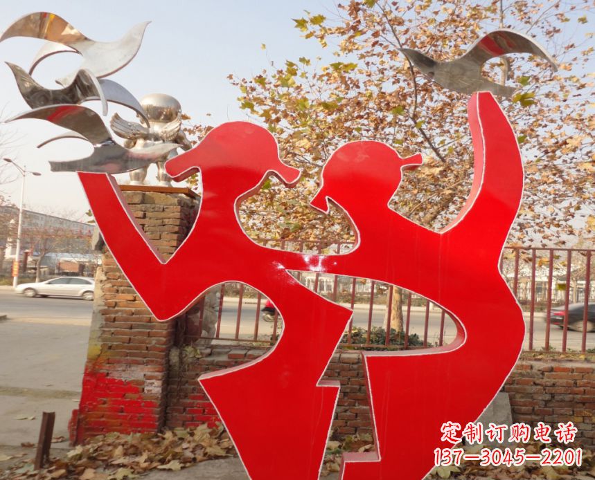 宜宾校园不锈钢剪影人物和和平鸽雕塑