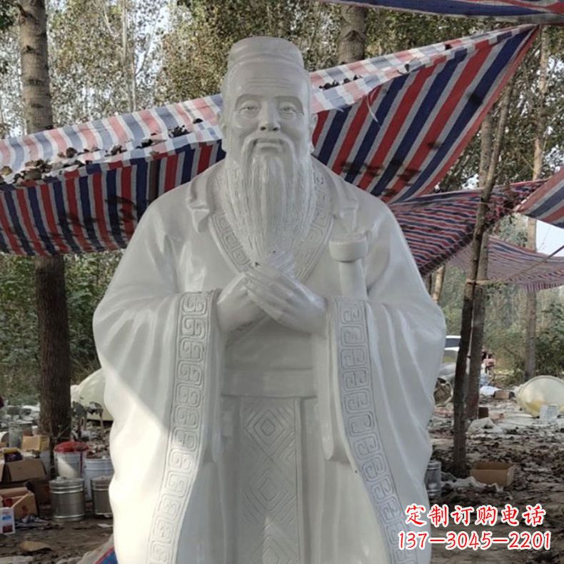 宜宾校园孔子雕像