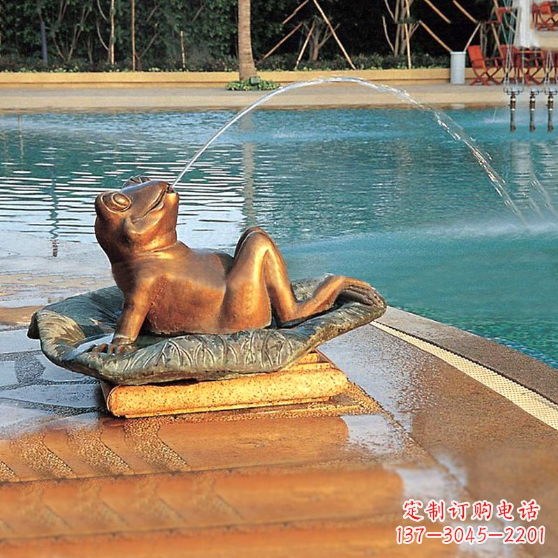 宜宾园林水景池塘游泳馆喷水青蛙铜雕塑