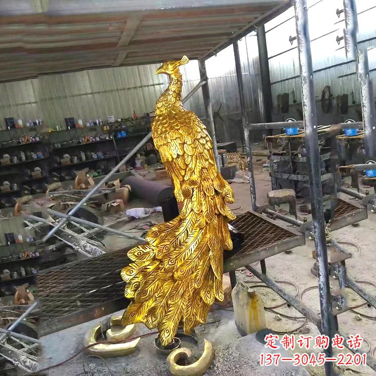 宜宾中国古代传说中的瑞鸟凤凰鎏金铜雕