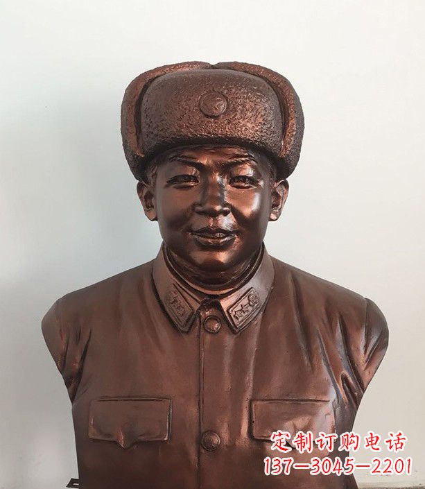 宜宾紫铜雷锋半身像
